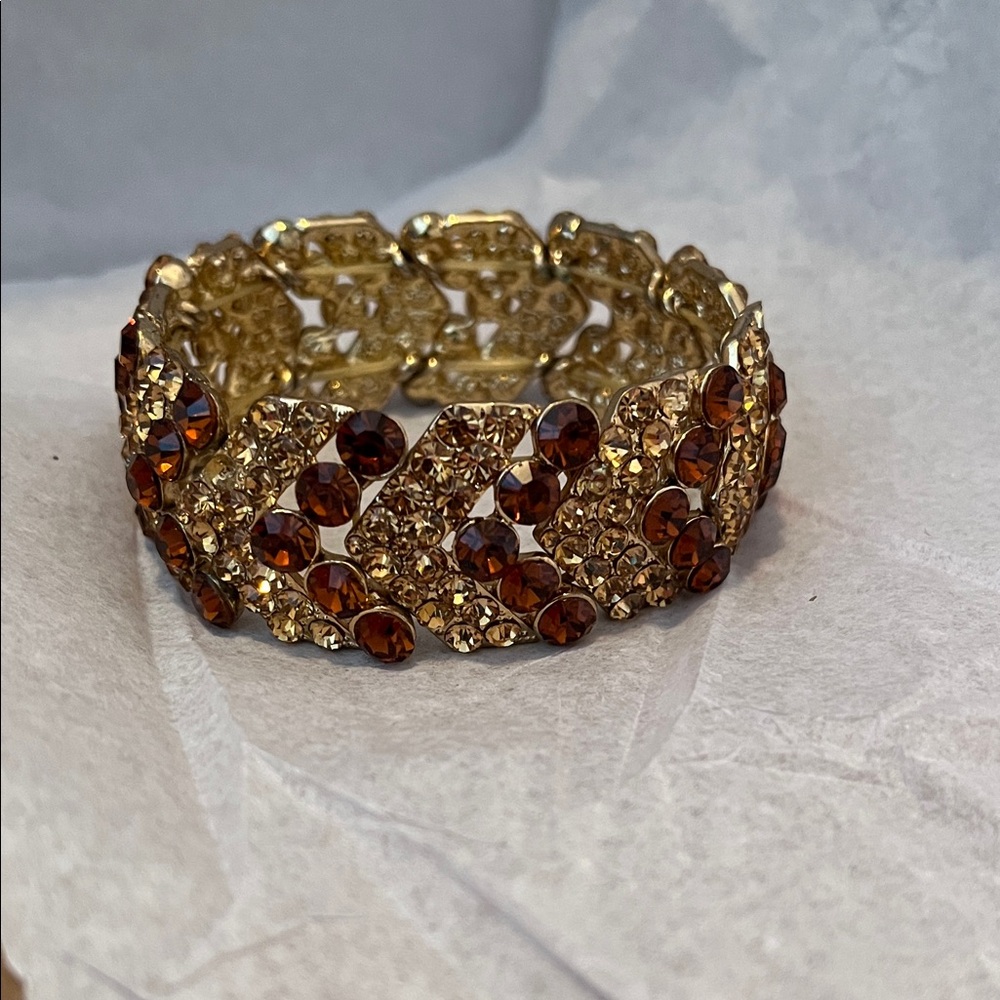 Elegant Gold and Brown Crystal Bracelet